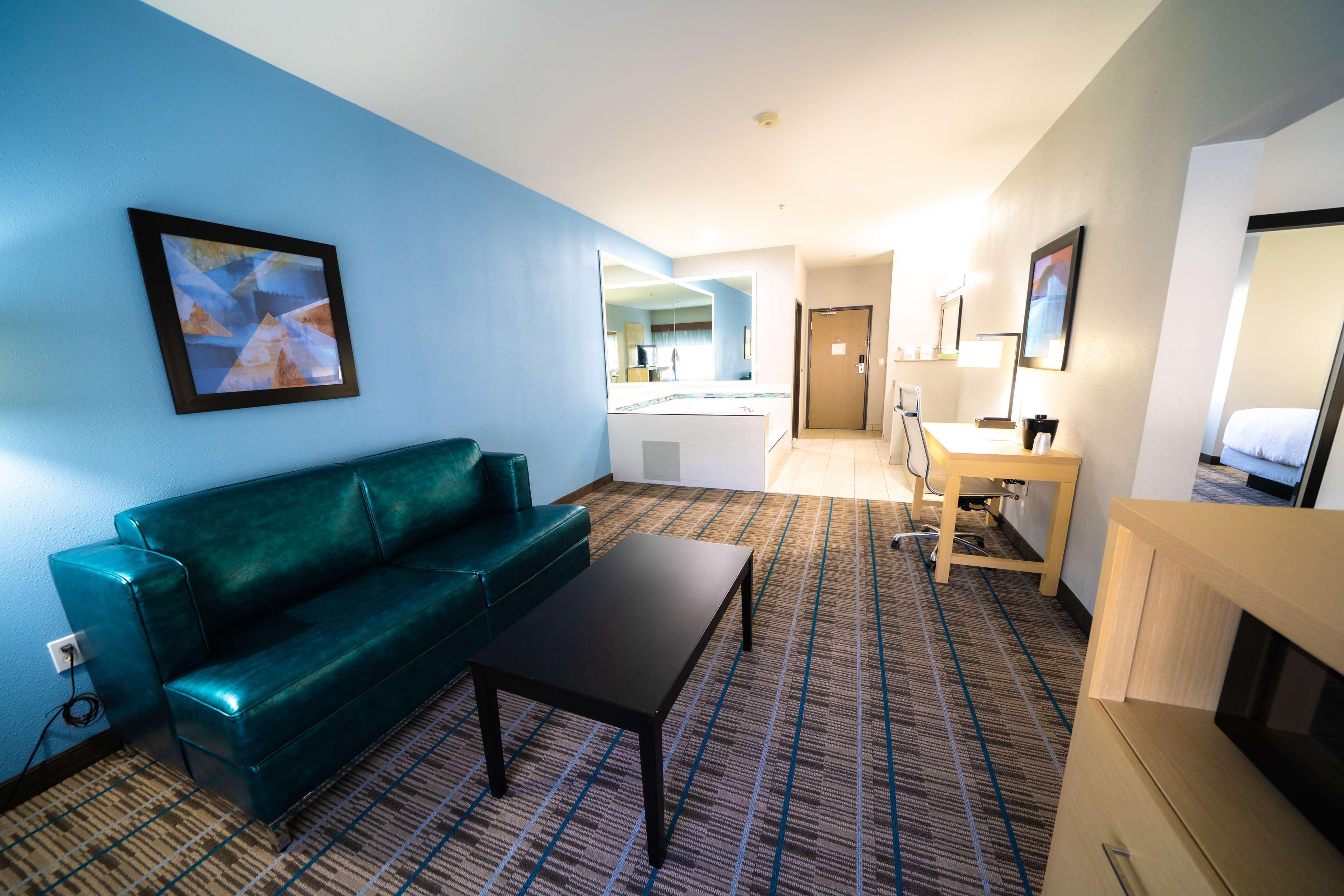 Best Western Brigham City Inn & Suites Exterior photo